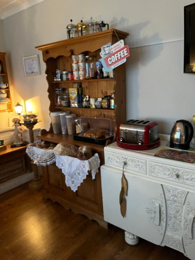 روتشفورد Southend Airport Bed & Breakfast المظهر الخارجي الصورة