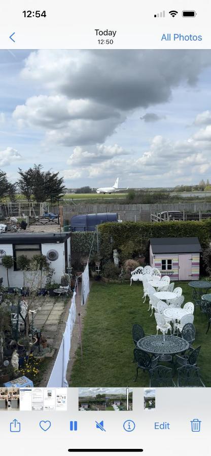 روتشفورد Southend Airport Bed & Breakfast المظهر الخارجي الصورة
