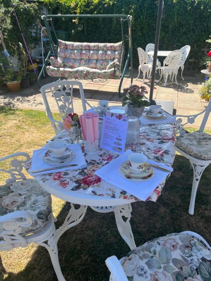 روتشفورد Southend Airport Bed & Breakfast المظهر الخارجي الصورة