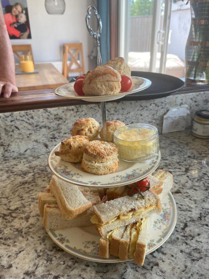 روتشفورد Southend Airport Bed & Breakfast المظهر الخارجي الصورة