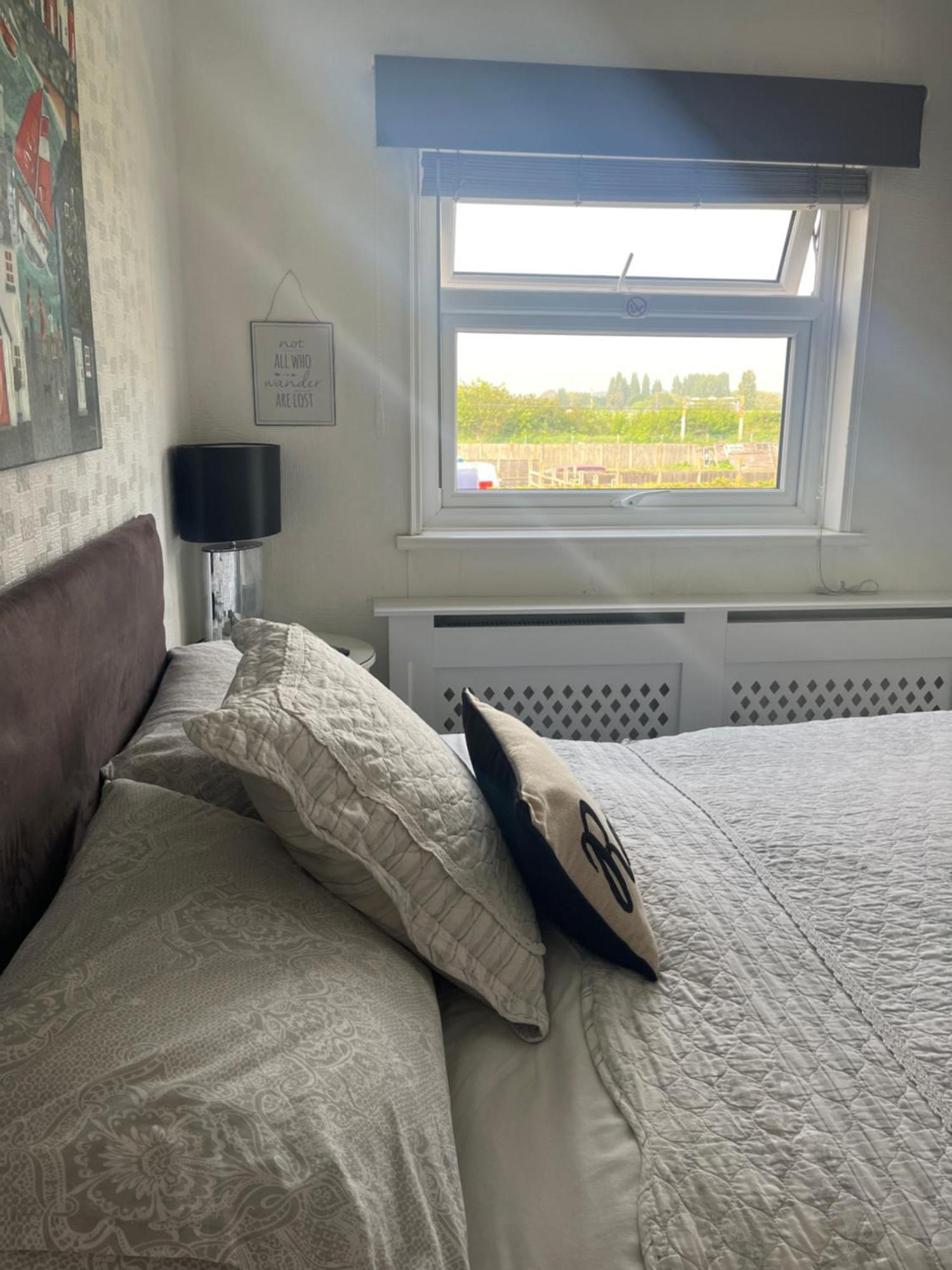 روتشفورد Southend Airport Bed & Breakfast المظهر الخارجي الصورة