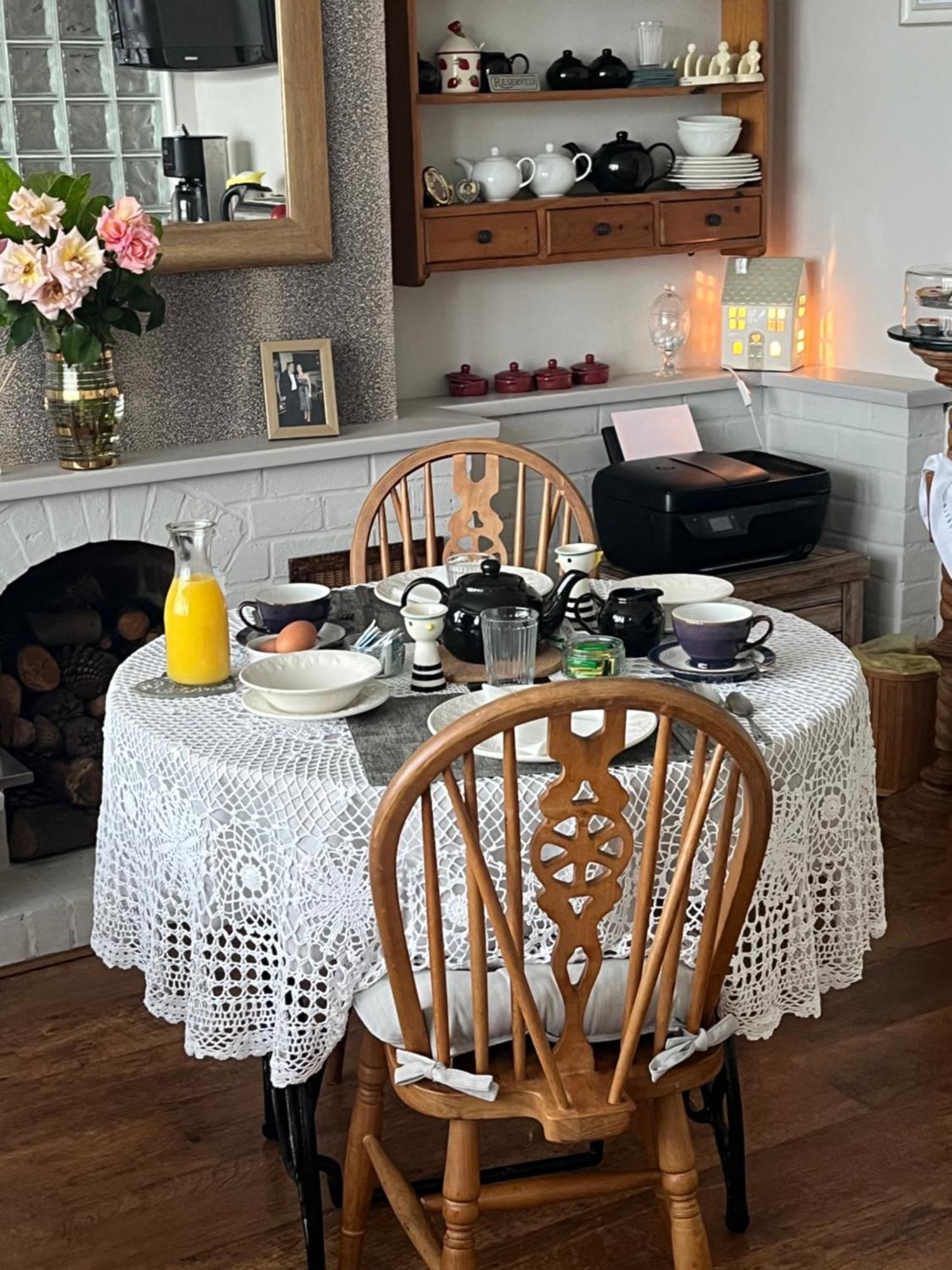 روتشفورد Southend Airport Bed & Breakfast المظهر الخارجي الصورة