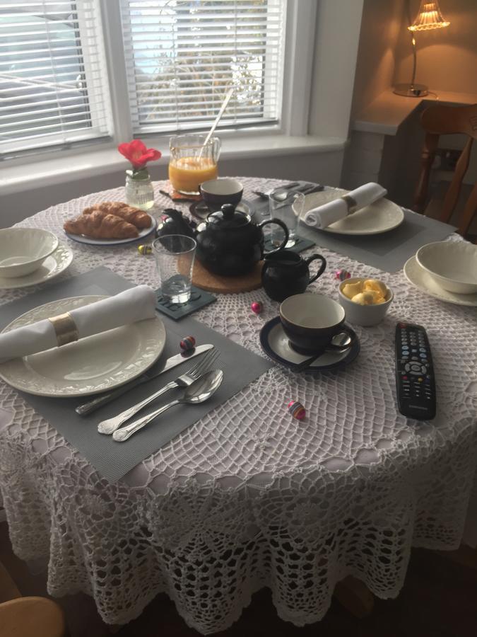 روتشفورد Southend Airport Bed & Breakfast المظهر الخارجي الصورة