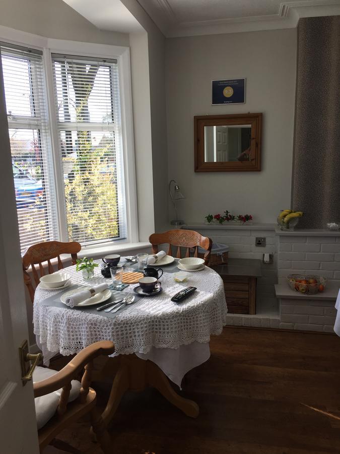 روتشفورد Southend Airport Bed & Breakfast المظهر الخارجي الصورة